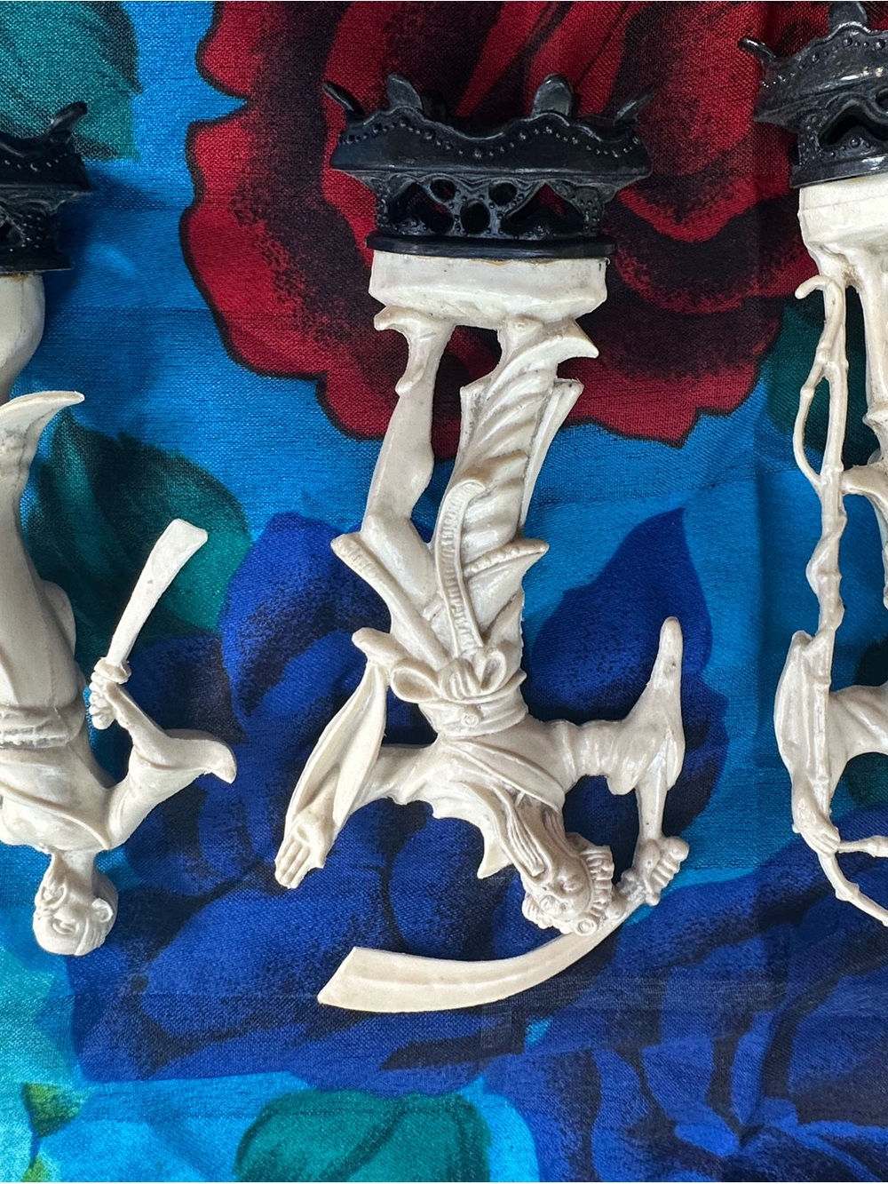 Vintage Resin Skeleton Warrior Figurine - Bone White with Black Base